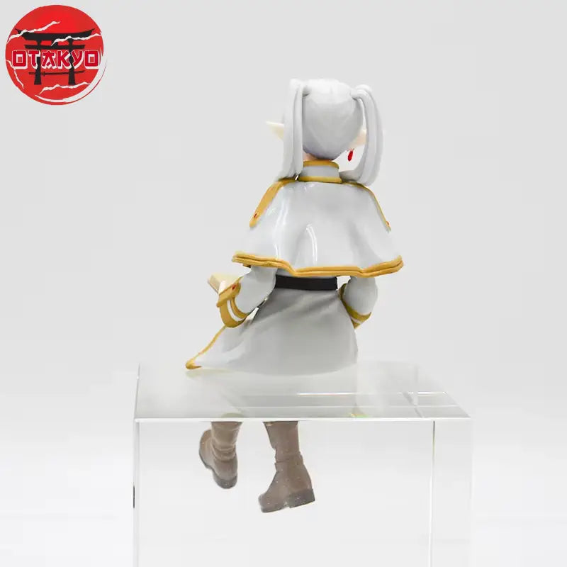 Frieren Figuren "Sitzend" - Frieren™